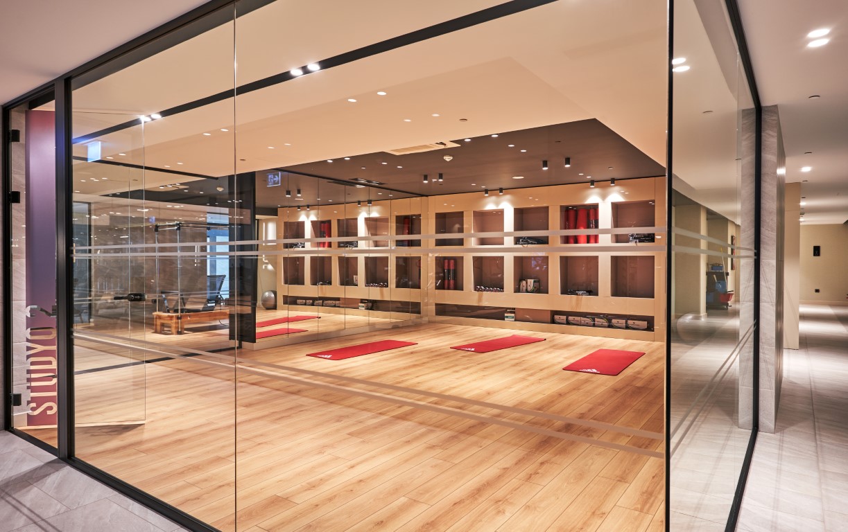 Pilates und Yoga-Raum